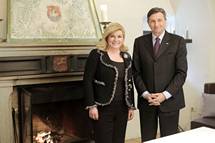 Predsednik republike Borut Pahor se je sreal s hrvako predsednico Kolindo Grabar-Kitarovi