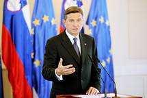 Izjava za javnost predsednika Republike Slovenije Boruta Pahorja v zvezi s sodbo Stalnega arbitranega sodia v Haagu o meji med Slovenijo in Hrvako