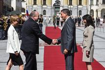 Na povabilo predsednika Pahorja in gospe Pear na prvem uradnem obisku v Sloveniji gruzijski predsednik Margvelavili s soprogo 