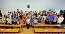 Predsednik republike Borut Pahor podelil priznanja uspenim mladim raziskovalcem  in dijakom portnikom 