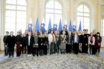 Predsednik Republike Slovenije Borut Pahor je danes v Predsedniki palai priredil sprejem ob mednarodnem dnevu spomina na rtve holokavsta