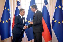 Predsednik republike vroil dravno odlikovanje Raunskemu sodiu Republike Slovenije