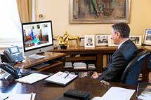 Predsednik Pahor s slovako predsednico aputovo o epidemiji in okrevanju po njej