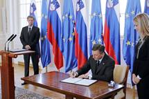 Predsednik Republike Slovenije Borut Pahor je danes podpisal Predlog kandidature dr. Mira Cerarja za predsednika Vlade Republike Slovenije 