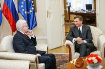 Predsednik republike Pahor na neformalni pogovor sprejel hrvakega predsednika Josipovia