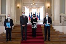 Predsednik Republike Slovenije je na posebni slovesnosti v Predsedniki palai vroil dravna odlikovanja, ki so jih prejeli Franci Feltrin, mag. Franci Pivec in Milan Klemeni