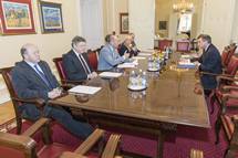 Predsednik Pahor z Demanovo komisijo o uspehih in problemih dela Komisije Vlade RS za reevanje prikritih grobi