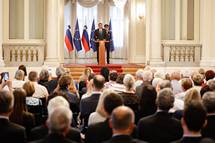 Predsednik Pahor ob državnem prazniku vrnitvi Primorske k matični domovini poudaril pomen medsebojnega spoštovanja