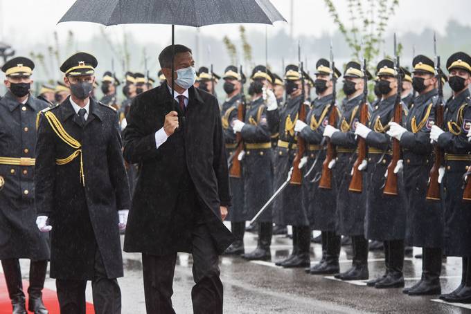 Predsednik Republike Slovenije in vrhovni poveljnik obrambnih sil Borut Pahor je obiskal Vojanico Petra Petria v Kranju