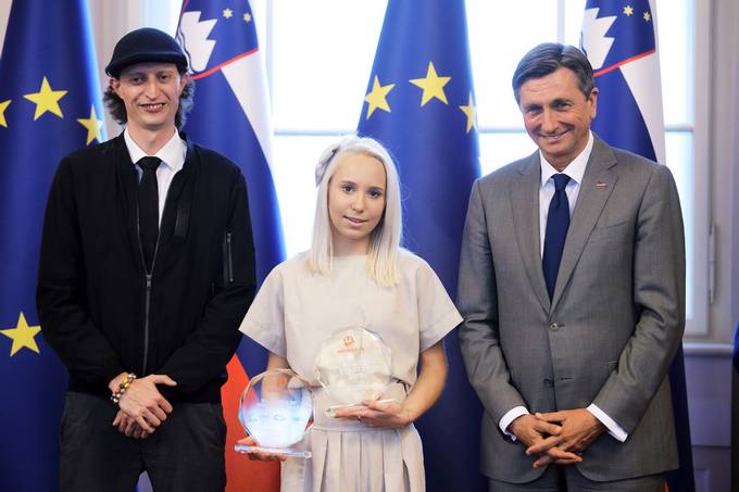 Prejemnica naziva »Naj mladinski startup 2019« je Veronika Romanc