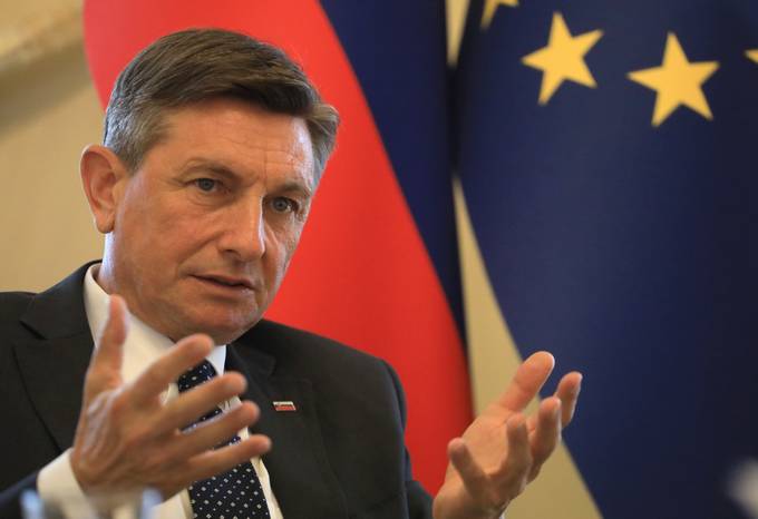 Pogovor predsednika Pahorja za sobotno prilogo asopisa Veer