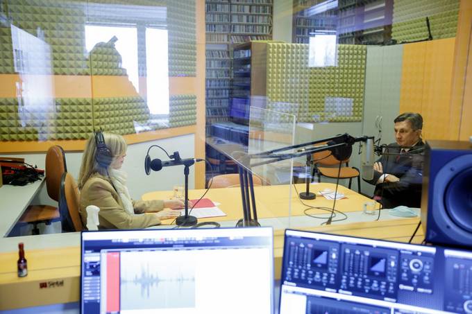 Pogovor predsednika Pahorja za Radio 94