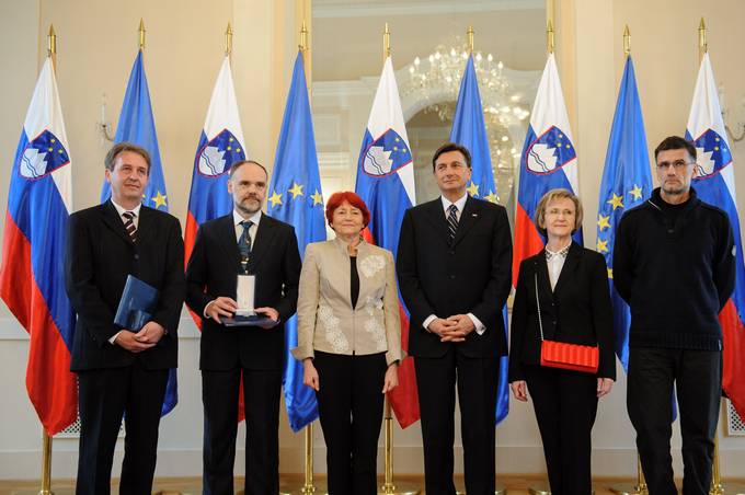 Predsednik republike vroil dravna odlikovanja dr. Romanu Jerali, Matevu Lenariu, prim. Mojci Senar, dr. med., prim. Mariji Vegelj Pirc, dr. med. in Mehmedaliji Aliu