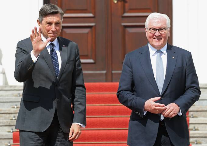 Na povabilo nemkega predsednika Steinmeierja slovenski predsednik Pahor na delovnem obisku v Berlinu