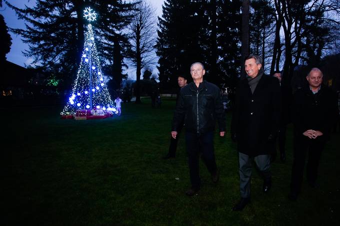 Predsednik Pahor se je udeleil otvoritve 4. Boine bajke Slovenije v Mozirskem gaju