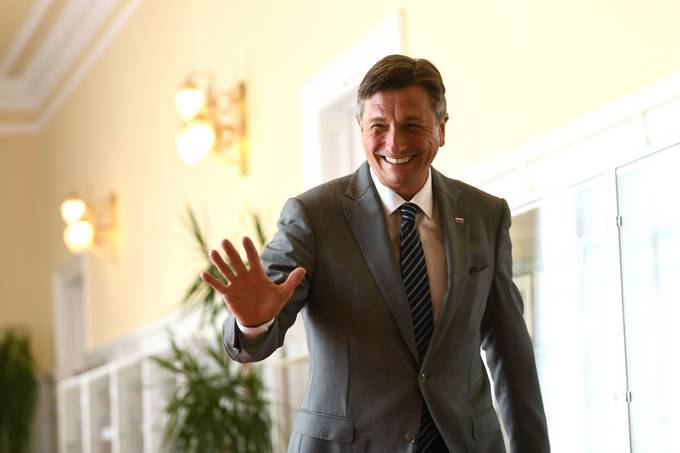 Intervju predsednika Pahorja za hvraki Veernji list