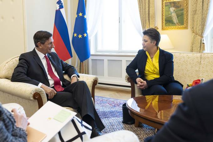 Predsednik republike je sprejel Olgo Voglauer, poslanko v avstrijskem parlamentu