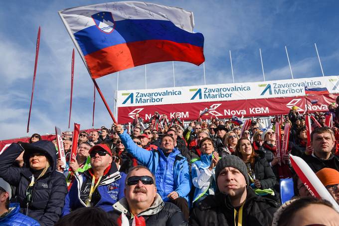 Predsednik Republike Slovenije si je ogledal tekmo na 52. Zlati lisici v Mariboru