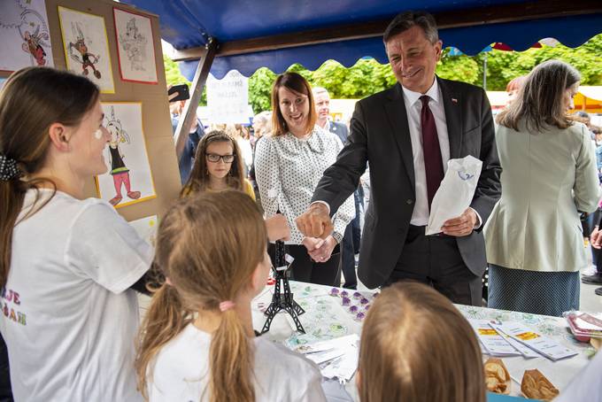 Predsednik Republike Slovenije Borut Pahor se je danes v Celju udeleil zakljune prireditve projekta Evropska vas, na kateri je nagovoril sodelujoe otroke.