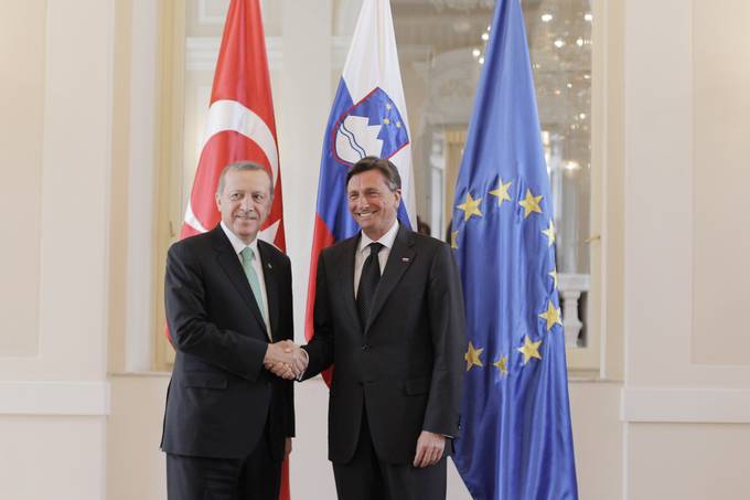 Predsednik Pahor na uradnem obisku v Republiki Sloveniji gosti predsednika Republike Turije Erdoğana s soprogo Emino Erdoğan
