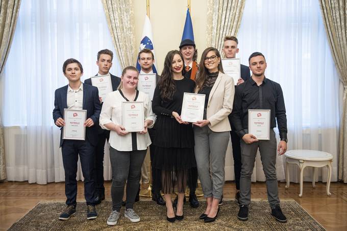 Sprejem za drugo generacijo tipendistov Ustvarjalnika - Fundacije za ustvarjalne mlade