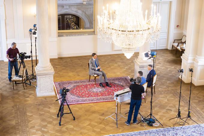Pogovor predsednika Republike Slovenije Boruta Pahorja za oddajo Faktor na TV3