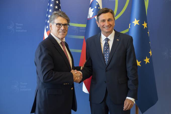 Predsednik Republike Slovenije Borut Pahor je sprejel sekretarja za energetiko Zdruenih drav Amerike Ricka Perryja