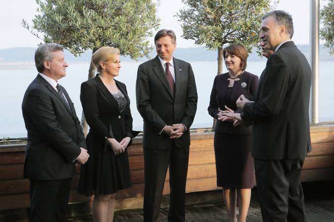 Predsednik Pahor na delovni veerji gostil voditelje Brdo procesa