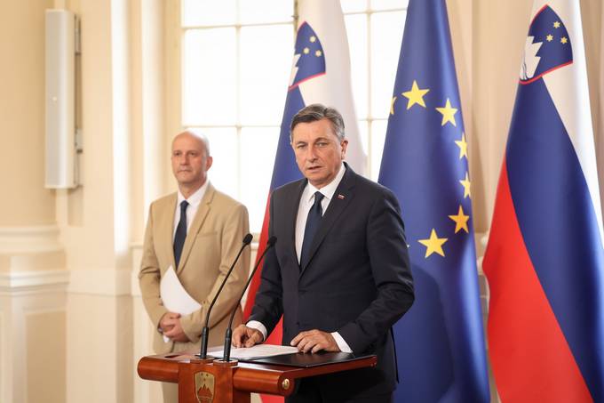 Predsednik Pahor je danes sprejel predsednika DVK Goloba in podpisal Ukaz o sklicu prve seje dravnega zbora