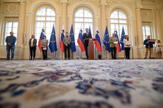Predsednik Pahor se je sestal s lani Stalnega posvetovalnega odbora za podnebno politiko. Sprejeli so Priporoilo t. 6