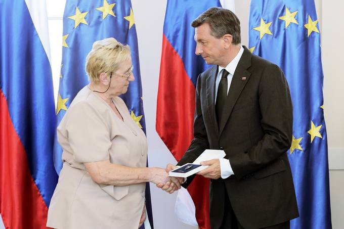 Predsednik Republike Slovenije Borut Pahor je s astnim znakom svobode Republike Slovenije odlikoval Bojana Bedeka (posthumno). Odlikovanje je prevzela mati gospa Estika Bedek.