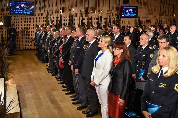Predsednik Republike Slovenije Borut Pahor se je udeleil osrednje slovesnosti ob dnevu Policije