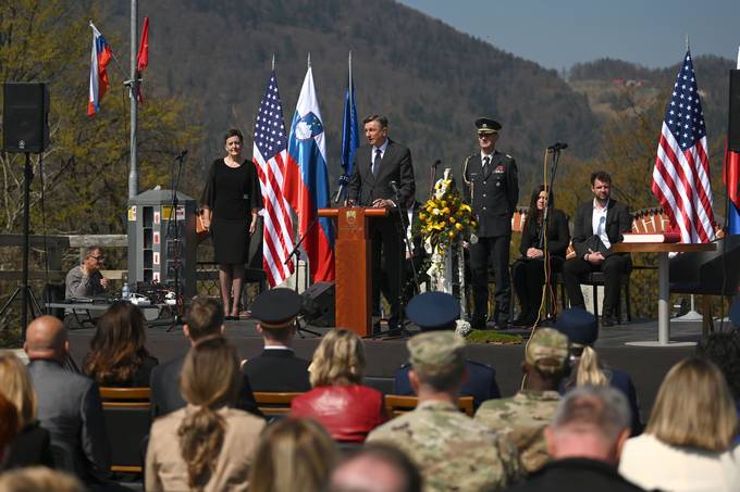 Predsednik Pahor slavnostni govornik na tradicionalni slovesnosti »Dan slovensko-amerikega prijateljstva« v Andrau nad Polzelo