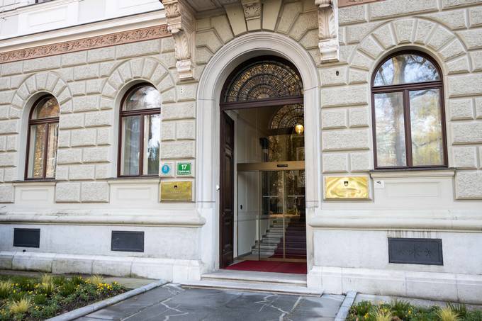 Ob svetovnem dnevu otrok Predsednika palaa kot prva predsednika palaa na svetu postala Unicefova Varna toka