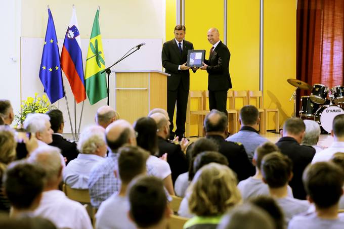 Predsednik Pahor se je udeleil slovesnosti ob obinskem prazniku Obine Log-Dragomer