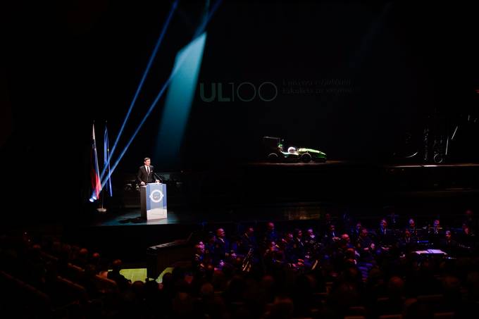 Predsednik Pahor se je udeleil slavnostne akademije ob stoletnici strojnitva na Univerzi v Ljubljani