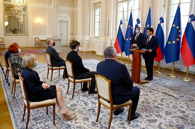 Ob mednarodnem dnevu lovekovih pravic sta predsednik Pahor in Varuh lovekovih pravic Svetina podala izjavi v Predsedniki palai