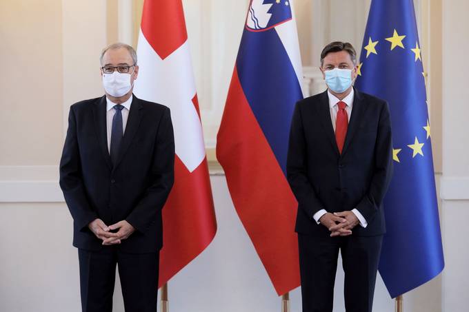 Predsednik Pahor na uradnem obisku v Sloveniji gosti predsednika vicarske konfederacije Guya Parmelina