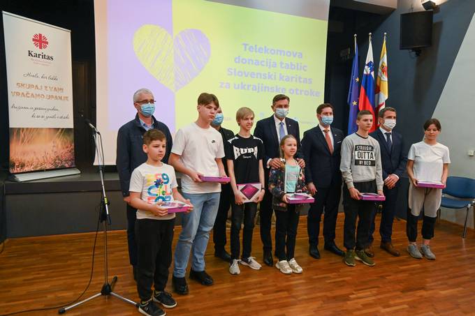 Predsednik republike na dobrodelnem dogodku kofijske Karitas Novo mesto