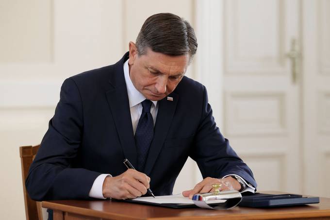 Predsednik republike je podpisal odlok o razpisu letonjih rednih volitev v Dravni zbor RS