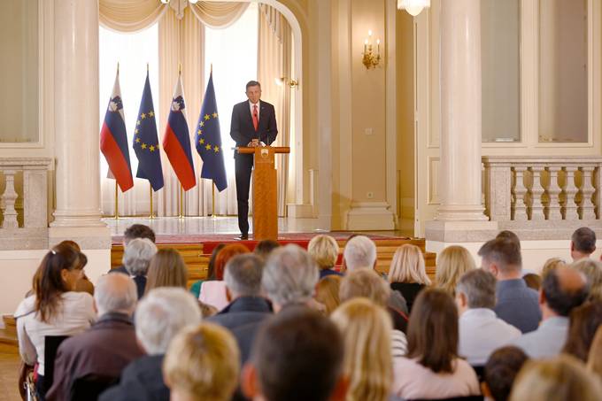 V Predsedniki palai dan odprtih vrat ob prazniku dela