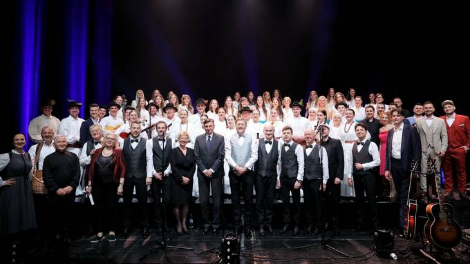 Predsednik Republike Slovenije Borut Pahor se je danes tradicionalno udeleil koncerta skupine Prifarski muzikanti z naslovom “Slovenska pesem – tvoja pesem!”