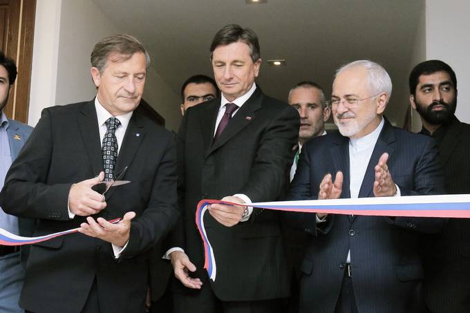 Predsednik republike Borut Pahor je sveano otvoril veleposlanitvo Republike Slovenije v Islamski republiki Iran