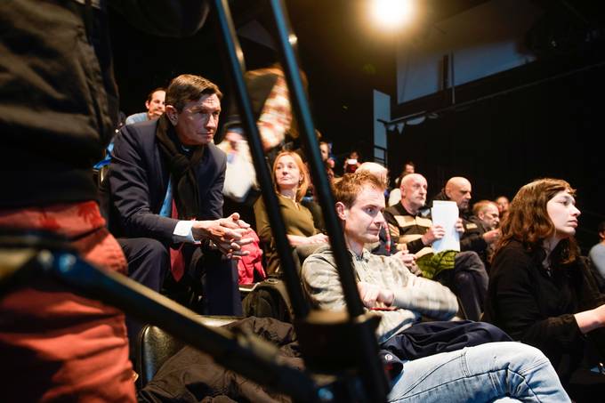 Predsednik Pahor se je na povabilo Mladih za podnebno pravinost udeleil okrogle mize o razogljienju Slovenije