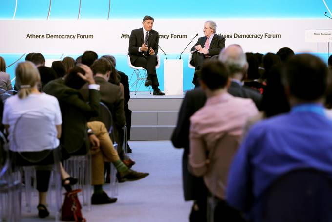 Predsednik Pahor nastopil na Atenskem forumu o demokraciji