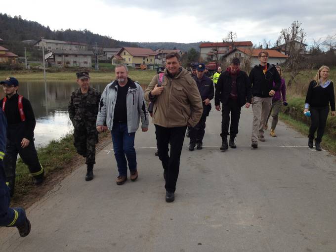 Predsednik Republike Slovenije Borut Pahor je obiskal poplavljena obmoja obine Stari trg pri Lou in obine Ilirska Bistrica z vasmi Kneak, Ba in Koritnice, ki so utrpela najvejo kodo ob nedavnih padavinah