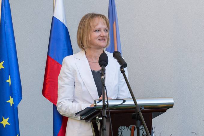 Generalna sekretarka na otvoritvi Osnovne ole dr. Ljudevita Pivka na Ptuju