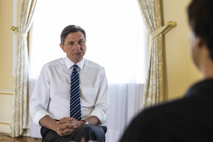 Pogovor predsednika Republike Slovenije Boruta Pahorja za asopis Nedelo