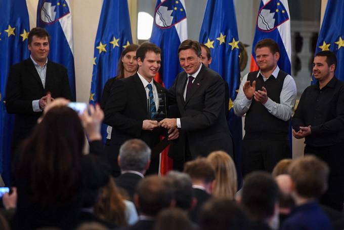 Slovesnost ob 10. razglasitvi naziva Inovativni mladi kmet/kmetica 2016 v Predsedniki palai