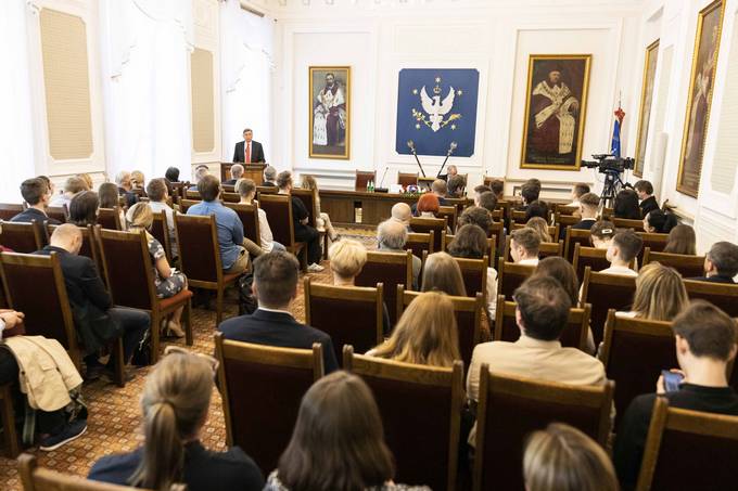 Predsednik Pahor zael uradni obisk na Poljskem s pogovorom s tudenti o evropski prihodnosti
